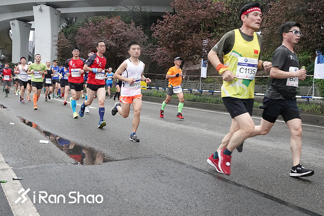 跑一场重马，品一品江湖