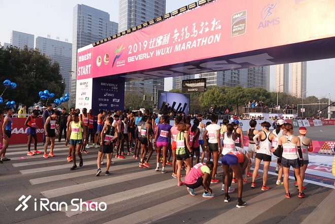 梅子黄雨时，参差三万跑者，百舸争流太湖畔丨2019无锡马拉松