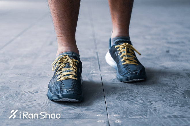 尖货Opinion | HOKA ONE ONE EVO Rehi 我们测评了一双全国都不上市的跑鞋！