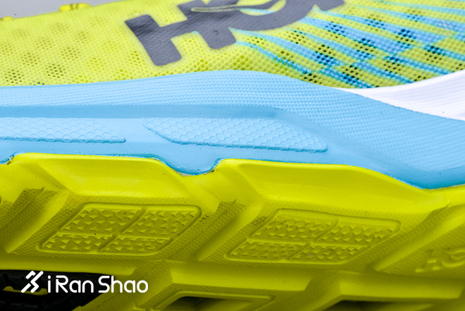 开箱 | 疾速“碳”索 HOKA ONE ONE  EVO CARBON ROCKET