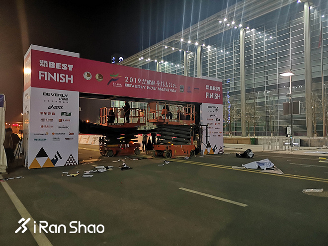 梅子黄雨时，参差三万跑者，百舸争流太湖畔丨2019无锡马拉松