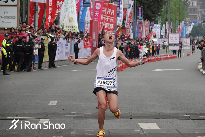 跑一场重马，品一品江湖