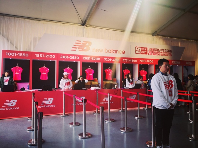 上海女子半马炸裂的少女心，下半年东方明珠下再约个全马330！