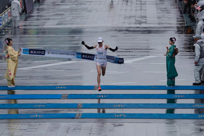 这可能是历史上变数最大的东京马拉松