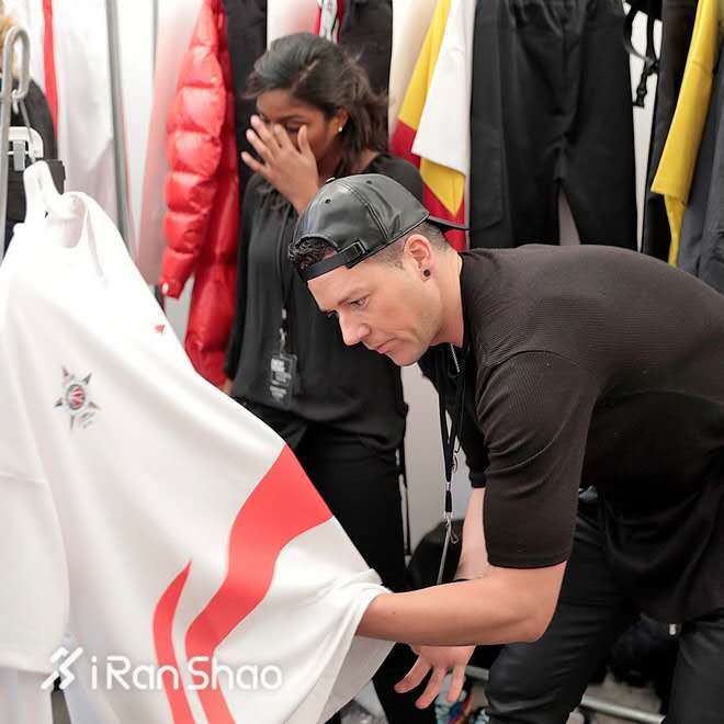 中国男子马拉松时隔十二年重回2小时10分丨跑圈十件事