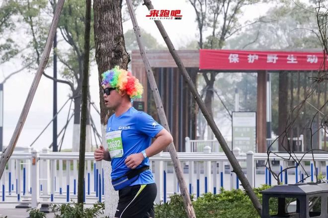 世界级绿道迎来“最美”半马，4000余人齐聚大学生樱花半程马拉松|2019武汉东湖绿道大学生樱花半马