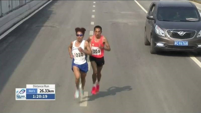 中国男子马拉松时隔十二年重回2小时10分丨跑圈十件事