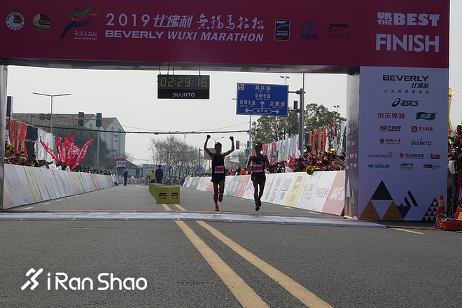 梅子黄雨时，参差三万跑者，百舸争流太湖畔丨2019无锡马拉松