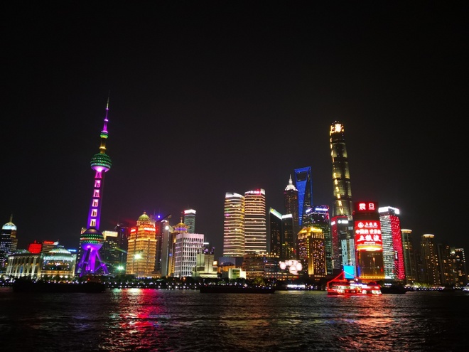 上海女子半马炸裂的少女心，下半年东方明珠下再约个全马330！