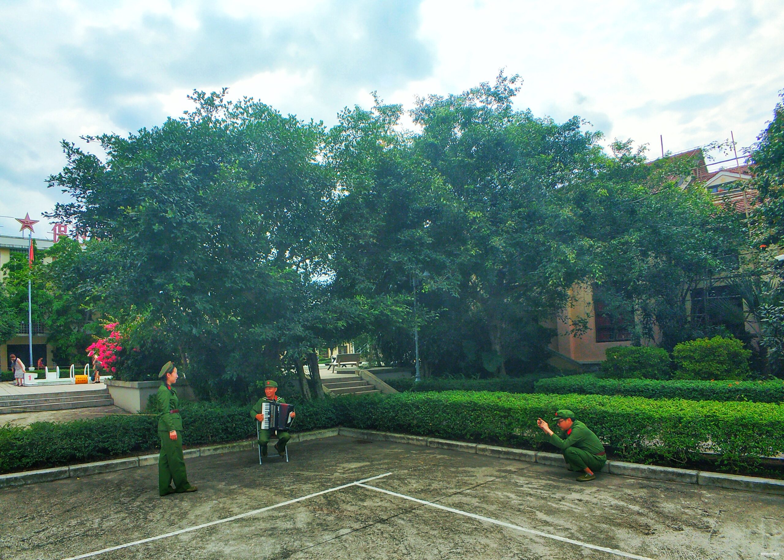 海口的诗和远方与星沉大海