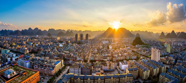 克难攻坚·脱贫摘帽 2019靖西边境国际马拉松赛圆满落幕