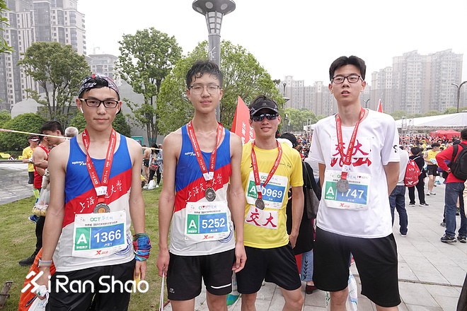 在扬州跑马拉松时，一个小时会有多短暂？