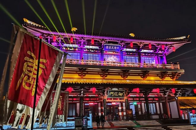 风雨城墙路 | 纵横秦川八百里，阅尽长安三千年
