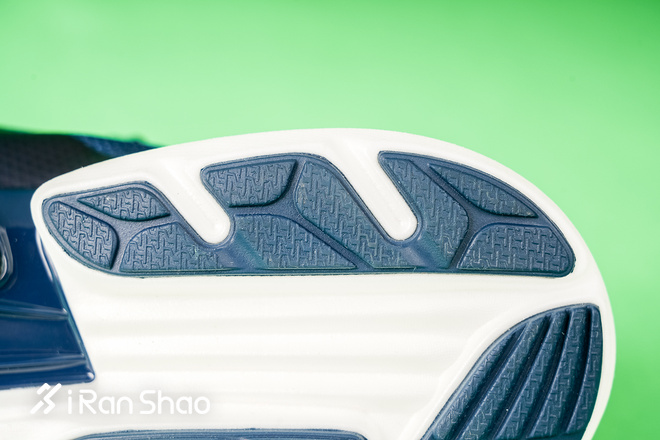 开箱 | 让跑步变的简单一点 李宁超轻16