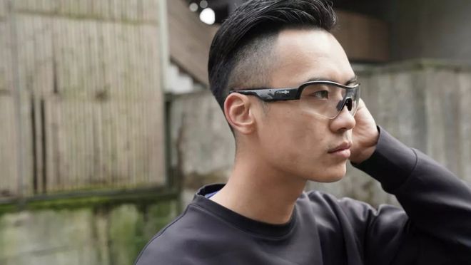 跑步时想听音乐，又不想戴耳机怎么办？用它！