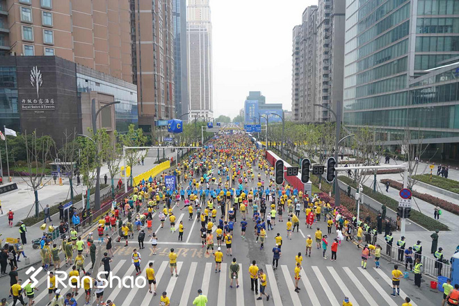 2019武汉马拉松 | 风雨兼程 热情依旧