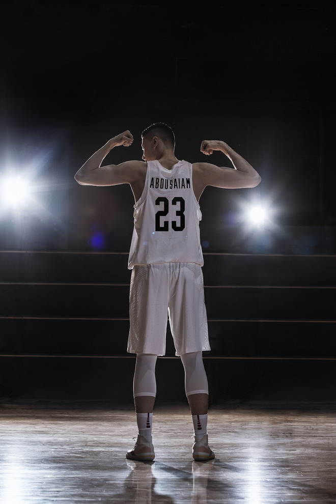 阿不都沙拉木·阿不都热西提正式加入Converse家族