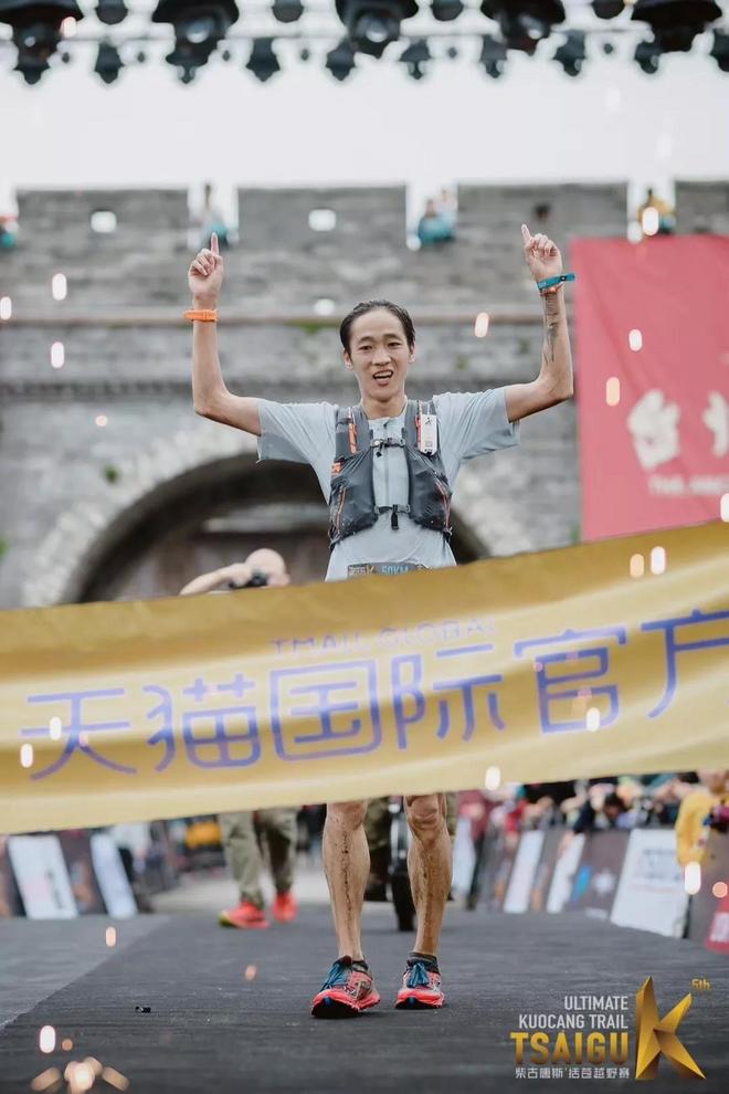 田径亚锦赛万米 多布杰亚洲第五丨跑圈十件事