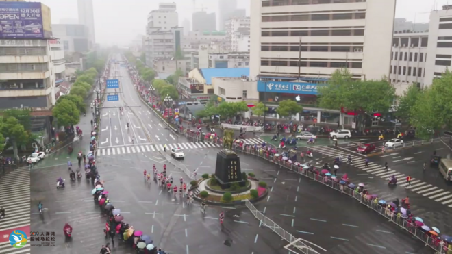 2019 大洋湾盐城马拉松鸣枪开跑，1.2万名跑友参加