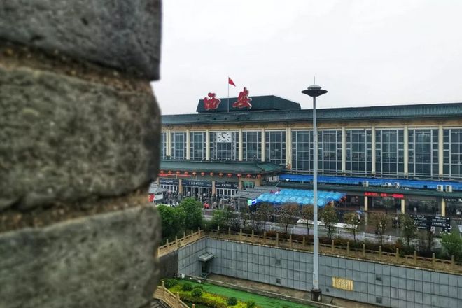 风雨城墙路 | 纵横秦川八百里，阅尽长安三千年