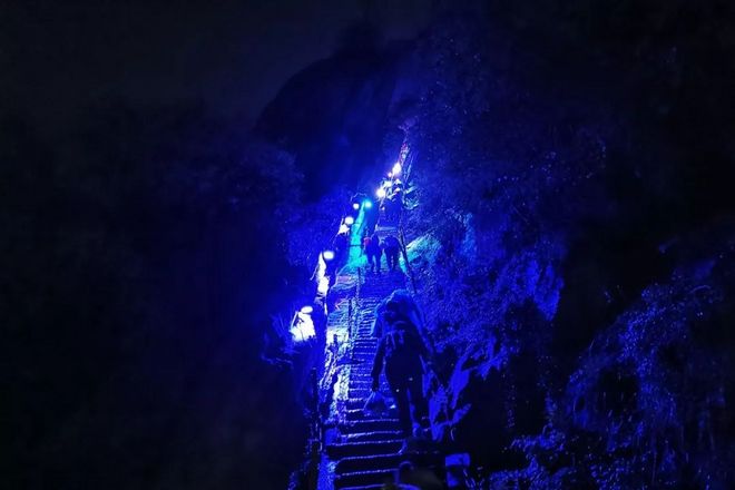 风雨城墙路 | 纵横秦川八百里，阅尽长安三千年