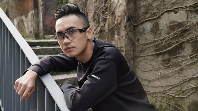 跑步时想听音乐，又不想戴耳机怎么办？用它！