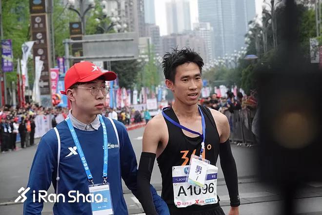 90后包揽国内前三，俄勒冈成员迎战上海钻石联赛|跑圈十件事