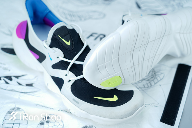 开箱 | 裸跑该怎么跑？Nike Free RN 5.0 2019