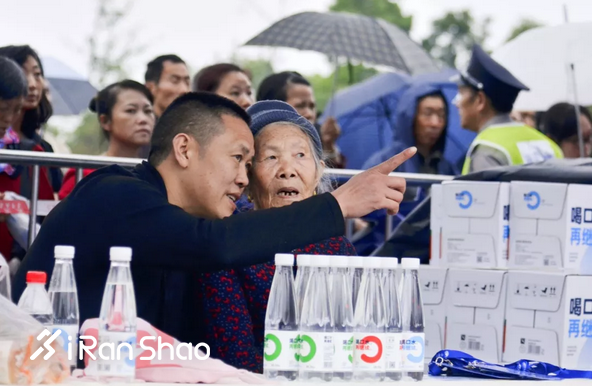 万人快闪歌颂祖国 “璧山孝子”受邀观赛丨2019璧山国际半马雨中开跑