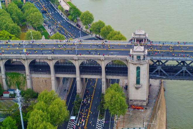 2019武汉马拉松 | 风雨兼程 热情依旧