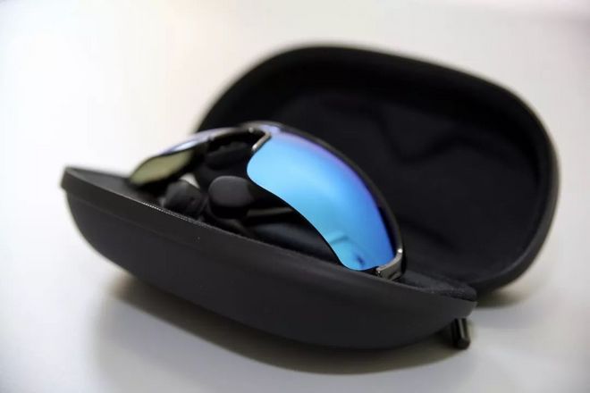 跑步时想听音乐，又不想戴耳机怎么办？用它！