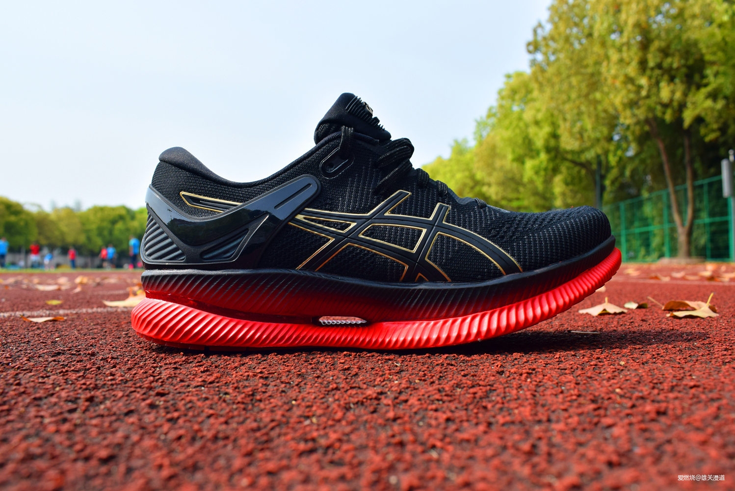 “概念”跑鞋，“滚”向未来——Asics MetaRide跑鞋
