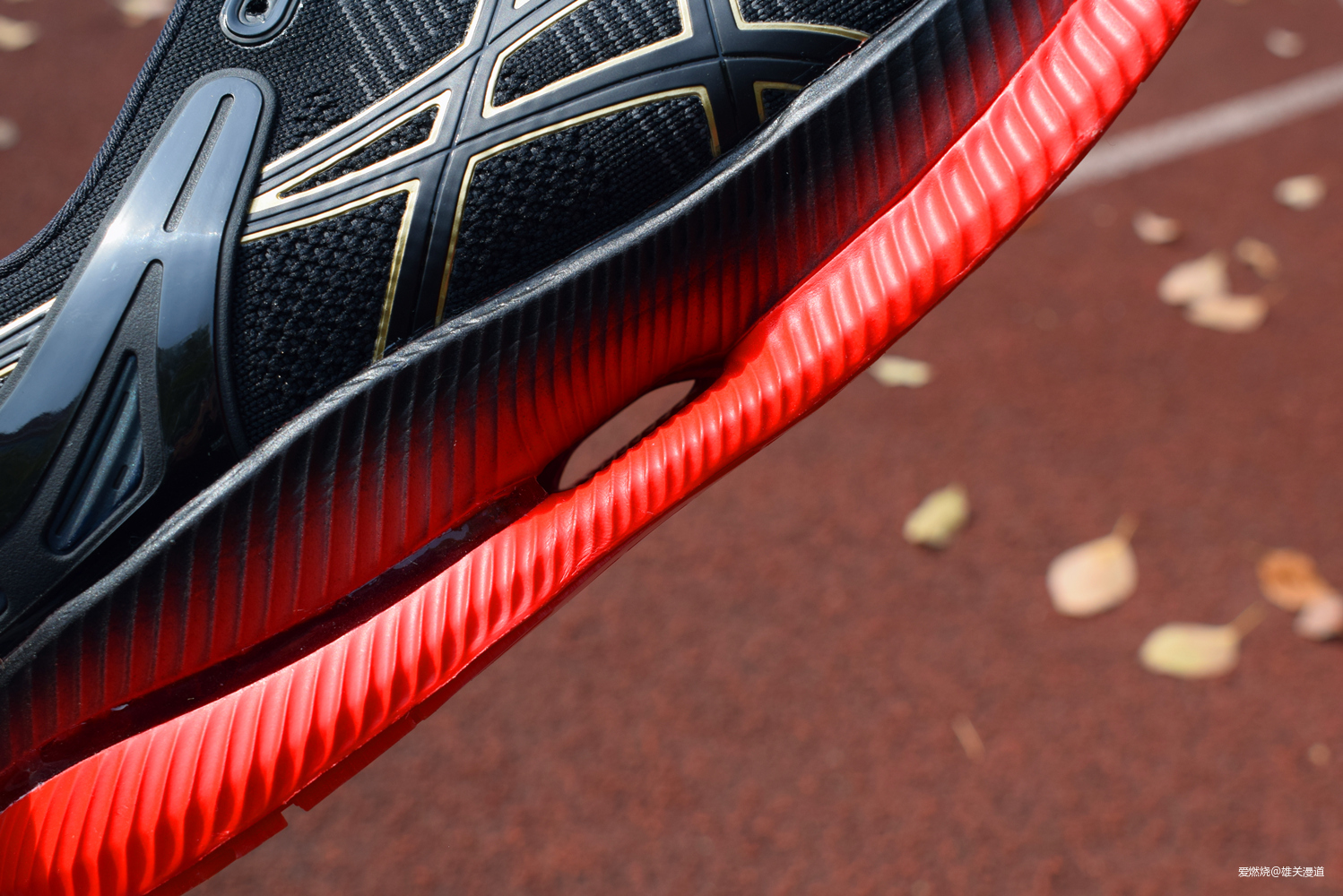 “概念”跑鞋，“滚”向未来——Asics MetaRide跑鞋