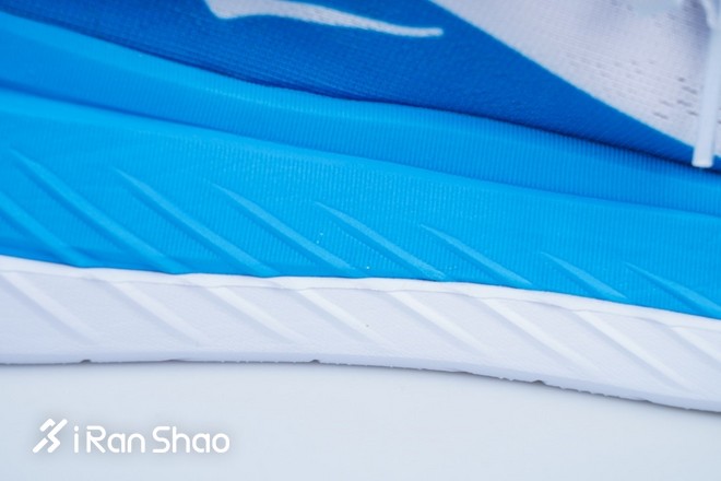 开箱 | 老朋友的新惊喜 HOKA ONE ONE CARBON X