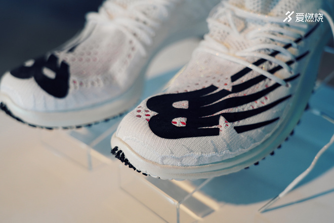 现场 | New Balance为什么发布了一双只能跑一英里的跑鞋