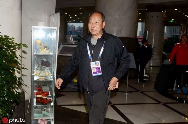 谢文骏，你怎么穿着刘翔的衣服？