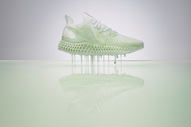 为颠覆而生——阿迪达斯推出新款ALPHAEDGE 4D 系列跑鞋