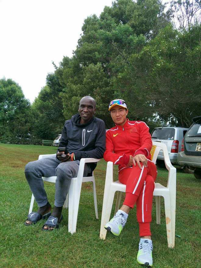 徐州首马2:13斩获季军，彭建华如何半年内跃居全国第三