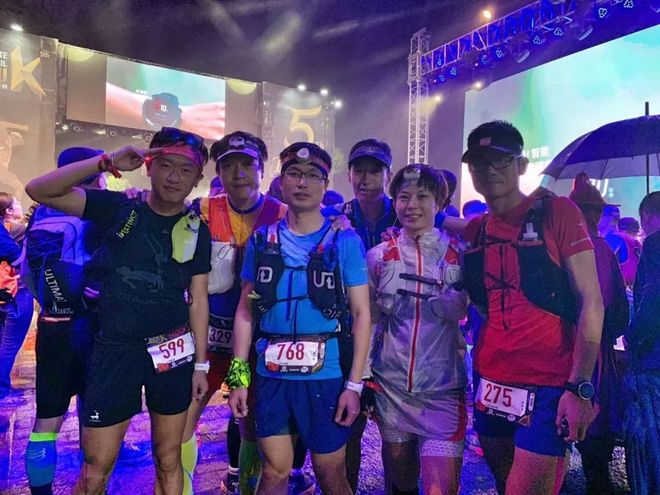 柴古唐斯｜远方的天空下