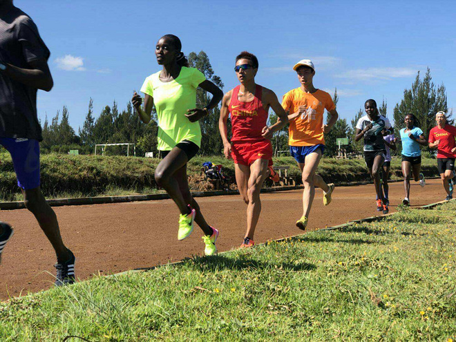 徐州首马2:13斩获季军，彭建华如何半年内跃居全国第三