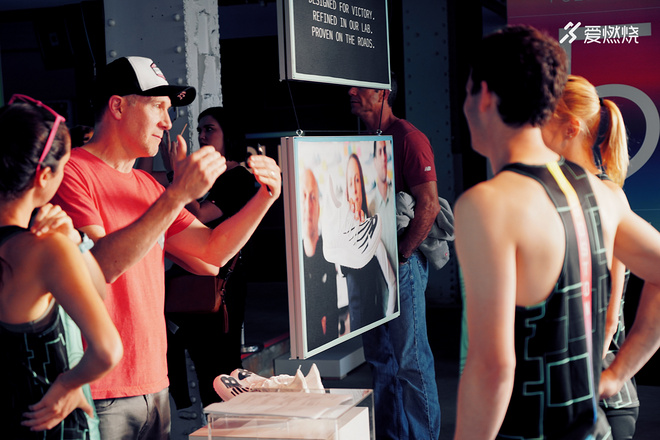 现场 | New Balance为什么发布了一双只能跑一英里的跑鞋