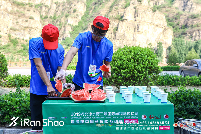 穿山越河，4500人“撒野”开跑