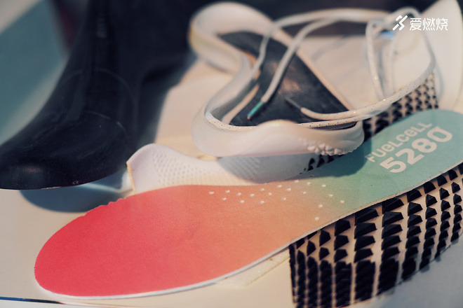现场 | New Balance为什么发布了一双只能跑一英里的跑鞋