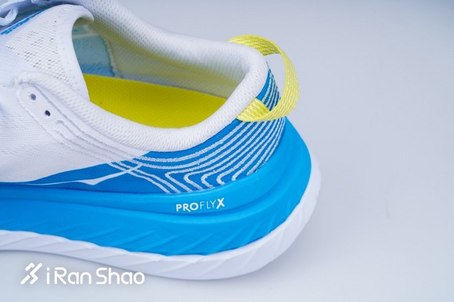 开箱 | 老朋友的新惊喜 HOKA ONE ONE CARBON X
