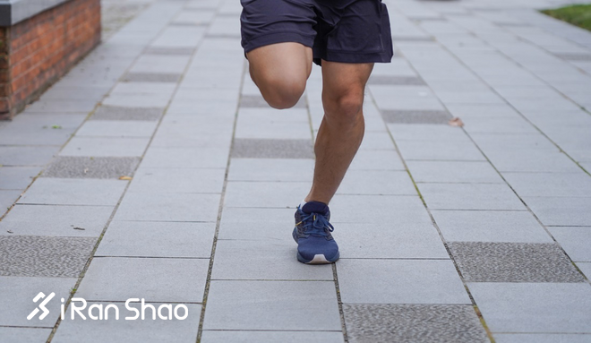 跑鞋| 指引方向的 MIZUNO WAVE POLARIS