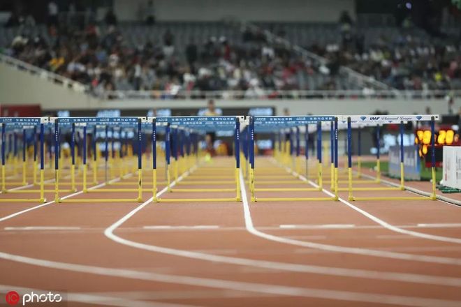 谢文骏，你怎么穿着刘翔的衣服？