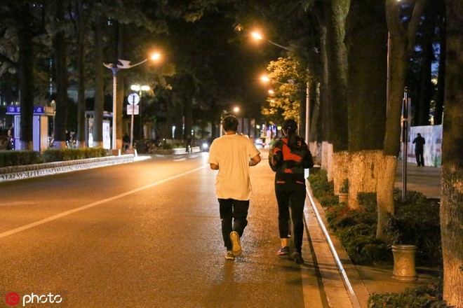 晚饭前后，哪个时间更适合跑步？