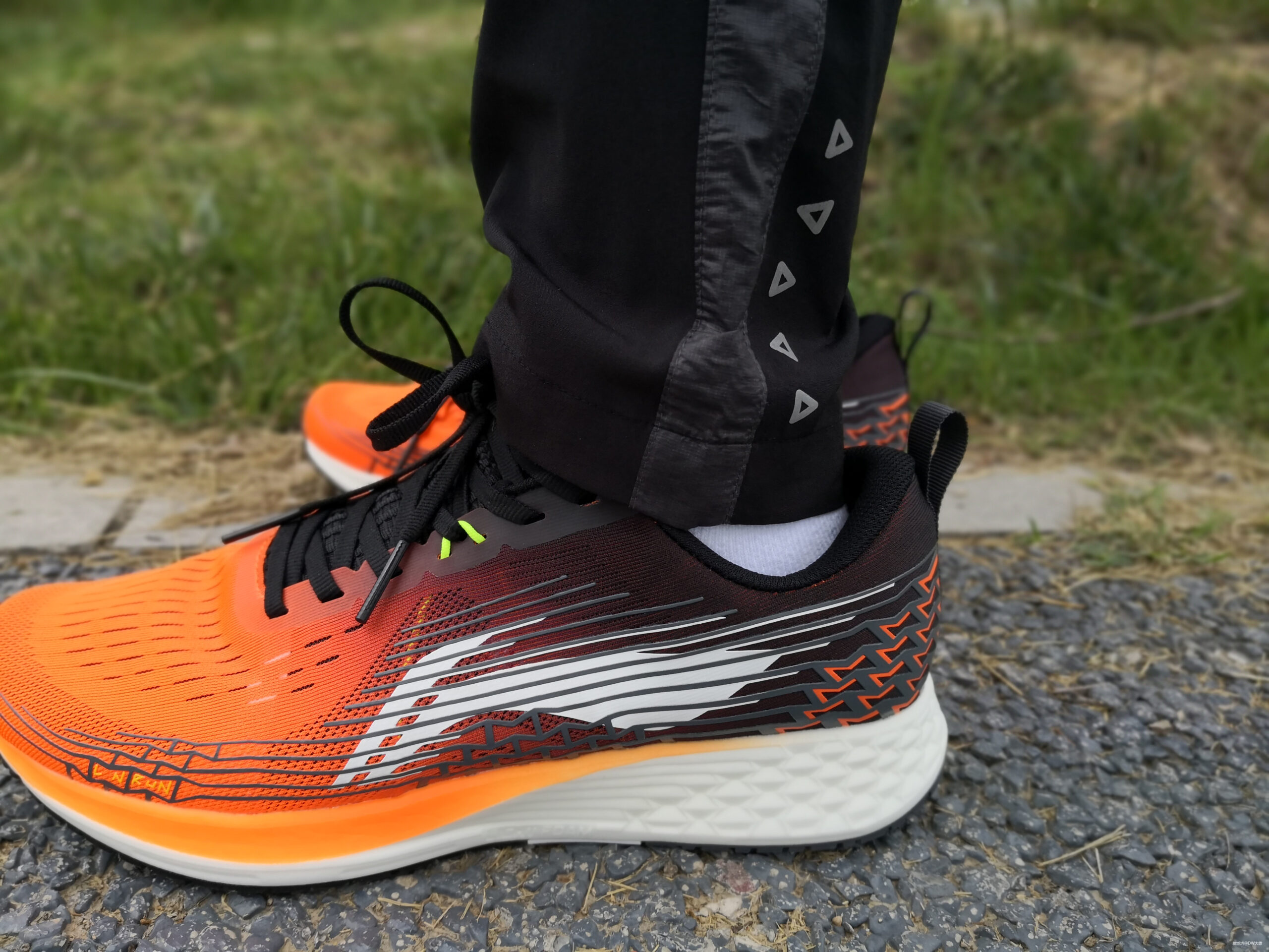 脱影而出，鞋中赤兔丨2019李宁赤兔四代跑鞋测评