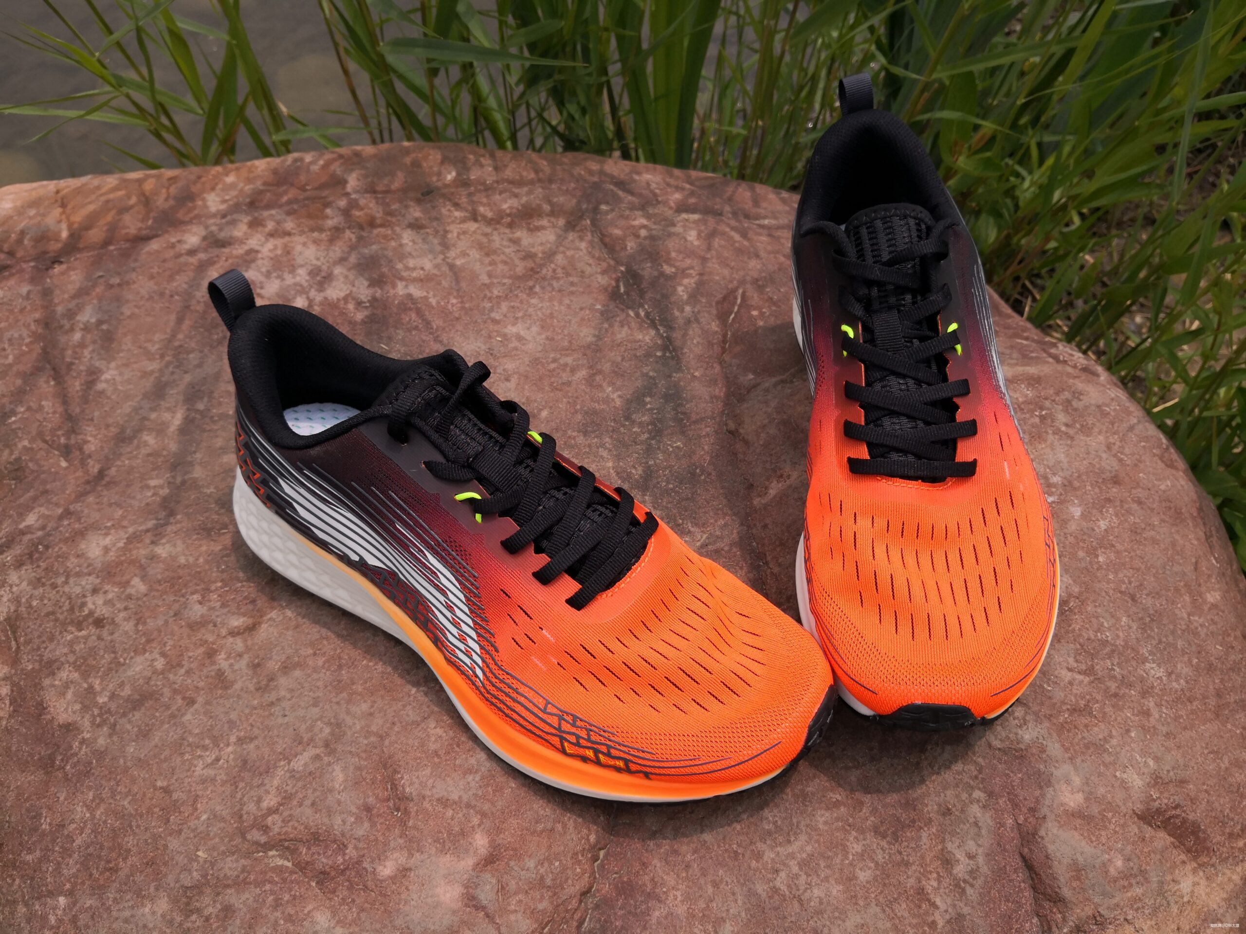 脱影而出，鞋中赤兔丨2019李宁赤兔四代跑鞋测评