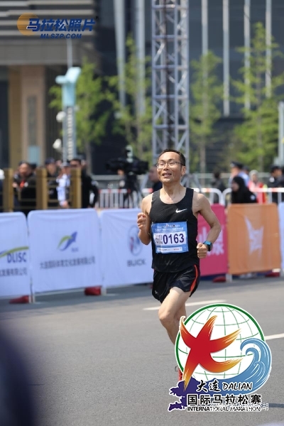 首个大马献给妈妈—2019大连马拉松记录